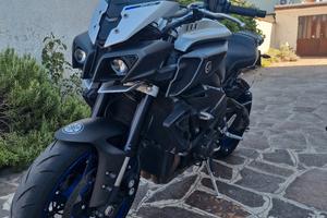 Yamaha MT 10