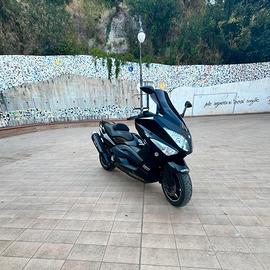 Yamaha T Max 500