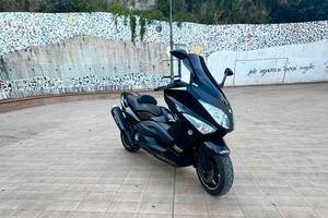 Yamaha T Max 500