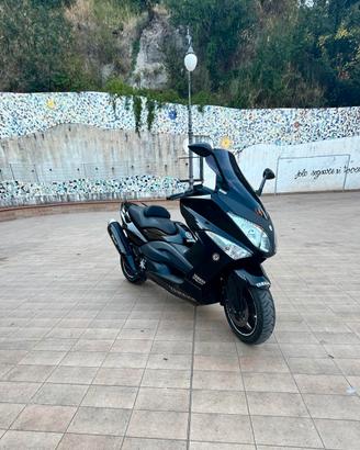 Yamaha T Max 500
