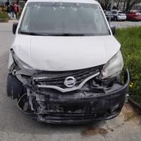 Nissan NV 200 anno 2015 solo x ricambi 