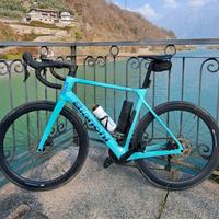 BIANCHI INFINITO 2025 – Pari al Nuovo (Taglia 57)