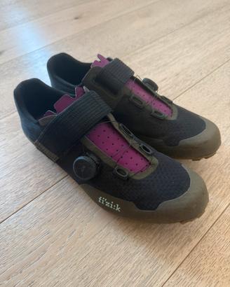 Scarpa gravel Fizik Ferox Carbon