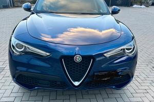 Alfa Romeo Stelvio Sprint Q4 full optional