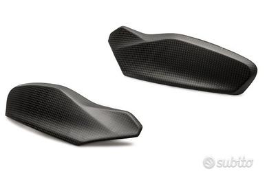 Paramani superiori carbonio hypermotard 950