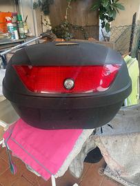 Tris bauletti (1 posteriore 2 laterali) con staffe