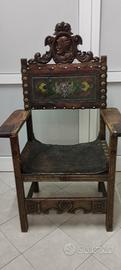 Poltrona sedia antica scolpito e cuoio inciso
