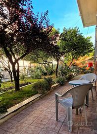 Appartamento in villa bifamiliare con Posto auto