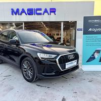 AUDI Q3 35 TDI S tronic Business Sport