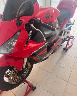 Honda CBR 954 RR Fireblade 2002