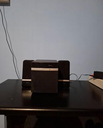 Mini stereo Trust