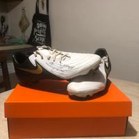Scarpe Da calcio Nike firmate Da Calciatore Famoso
