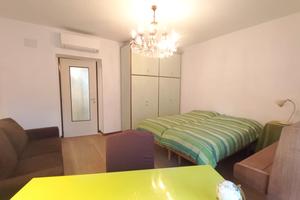 Grande stanza in Chinatown