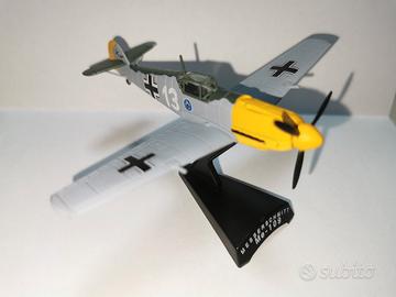 modellini aerei militari 1/100