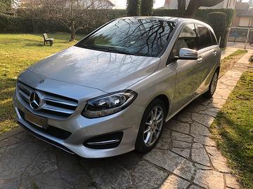 Mercedes B 180d