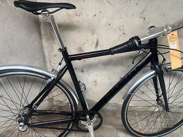 Bici uomo in alluminio ultra leggera