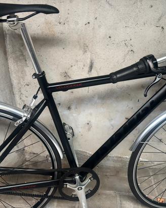 Bici uomo in alluminio ultra leggera