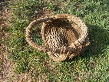 Antico cesto secolare