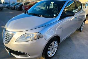 Lancia Ypsilon 1.2 69 CV Unyca