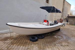 BARCA 6 MT CON MOTORE 25 CV TOHATSU