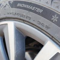 Gomme invernali 225 45 19 96 v