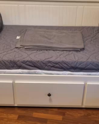 Divano letto Ikea HEMNES