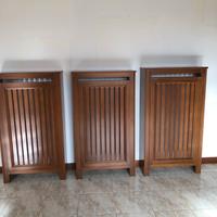 Tre copri caloriferi in legno massiccio : perfetti