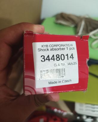 Ammortizzatore a Gas KYB Excel-G Nuovo con Scatola