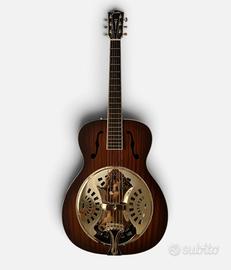 Fender Paramount PR 180-E Pari al nuovo