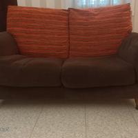 Divani Molteni – rifoderati recentemente