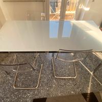 Tavolo Ikea e 4 sedie