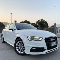 AUDI A3 Sportback 1.6 Tdi Admired S-LINE-Led Navi