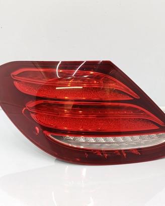 Faro fanale stop post sx mercedes e220d w213 2016-