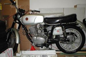 Gilera 124 5V Lusso