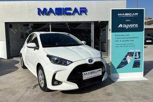 TOYOTA Yaris 1.5 Hybrid Business
