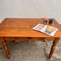 Tavolo antico in legno massello