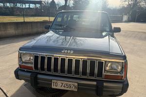 Cherokee xj 4000 benzina