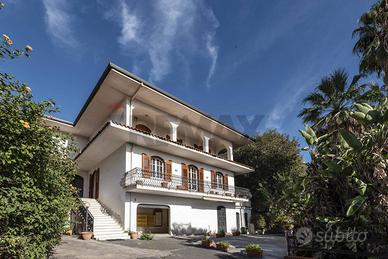 Villa singola - Gravina di Catania