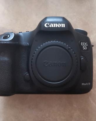 Canon Eos 5d mark III con accessori
