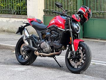 Ducati Monster 937 rossa come nuova - solo 1700 km