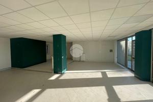 NEGOZIO A TORRE DE' ROVERI