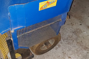 Motoraccoglitrice omega 85