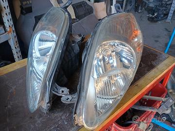 coppia fari fiat grande punto 