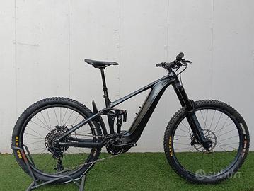 GIANT REIGN E+2  / USATA