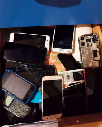 Telefoni cellulari vari 