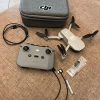DJI Mini 4k Drone con accessori