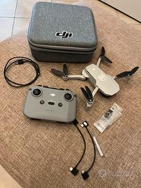 DJI Mini 4k Drone con accessori