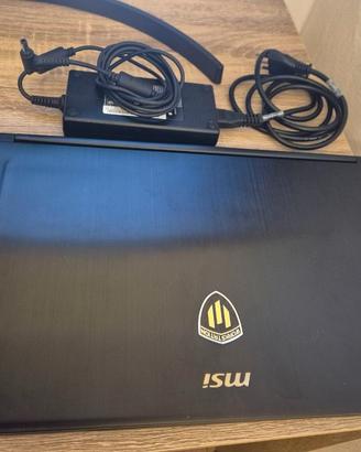 MSI WS63 7RK i7-7700HQ, 32GB RAM, 2TB SSD,