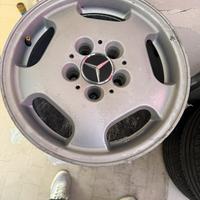 Cerchi in lega Mercedes w124 e 190