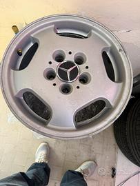 Cerchi in lega Mercedes w124 e 190